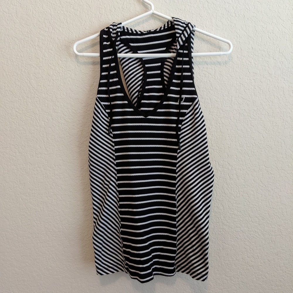 Lorna Jane Hooded Tank